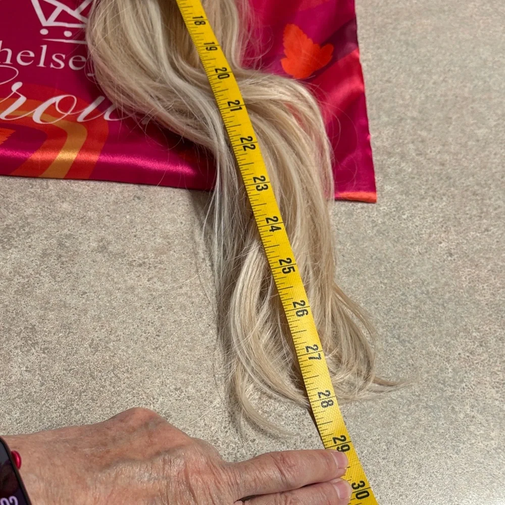 Sold! Elegant Blonde Chelsey Smith Crown Wig - Picture 3 of 5